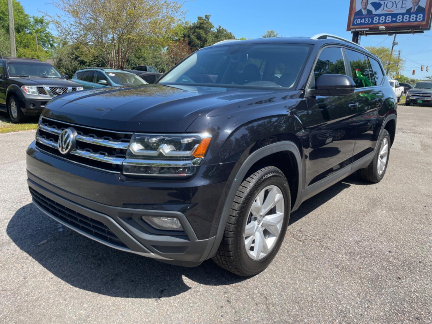 2019 BLACK VOLKSWAGEN ATLAS V6 SE (1V2DR2CA0KC) with an 3.6L engine, Automatic transmission, located at 5103 Dorchester Rd., Charleston, SC, 29418-5607, (843) 767-1122, 36.245171, -115.228050 - Local Trade-in with Gorgeous Leather Interior, Third Row Seating, Backup Camera, AUX/Bluetooth/USB, Dual Climate Control, Power Everything (windows, locks, seats, mirrors), Heated Seats, Rear In-door Sunshades, Push Button Start, Keyless Entry, Alloy Wheels. 121k miles Located at New Life Auto Sale - Photo#2